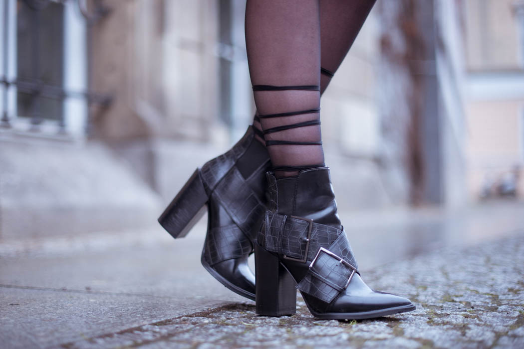 Zara-Ankleboots-Wolford-Dior-so-real-Fashionblogger-München-Deutschland-Lindarella-2